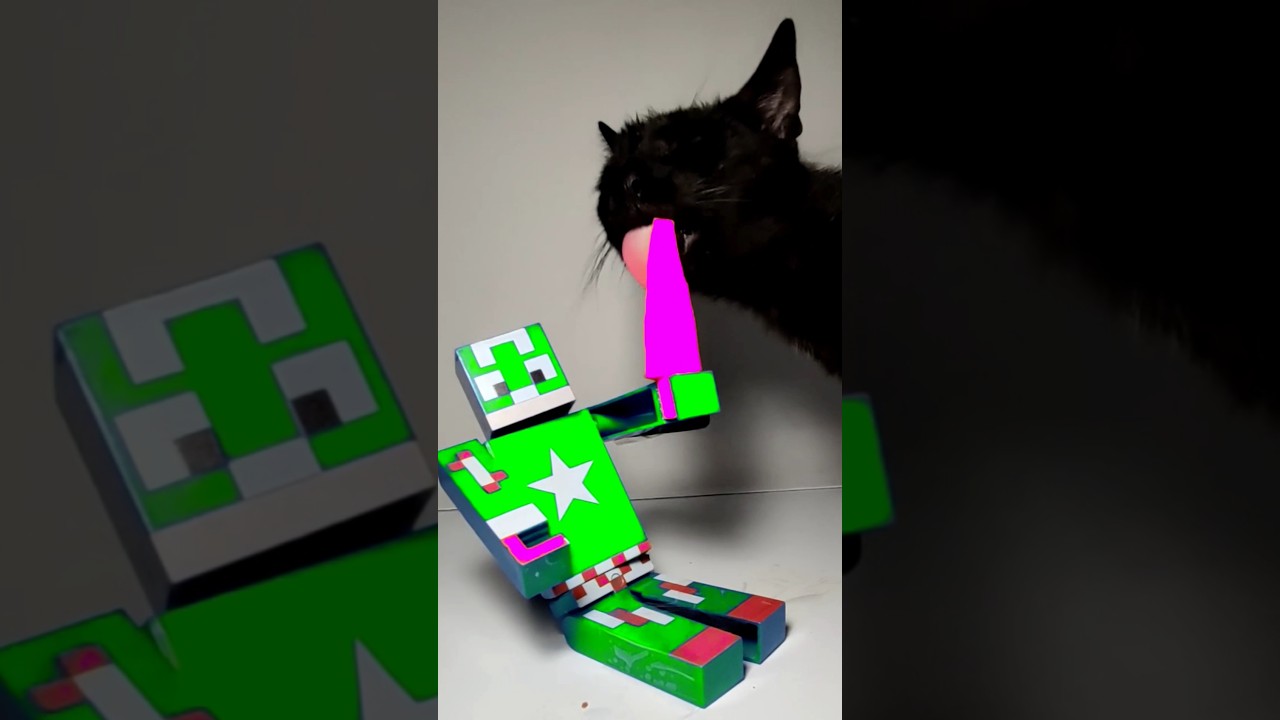 Cat ASMR Mukbang Eating Minecraft Pink Sword 💗